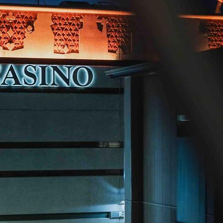 Casino Luxury Suite City Centre - Sleeps 5 クライストチャーチ エクステリア 写真