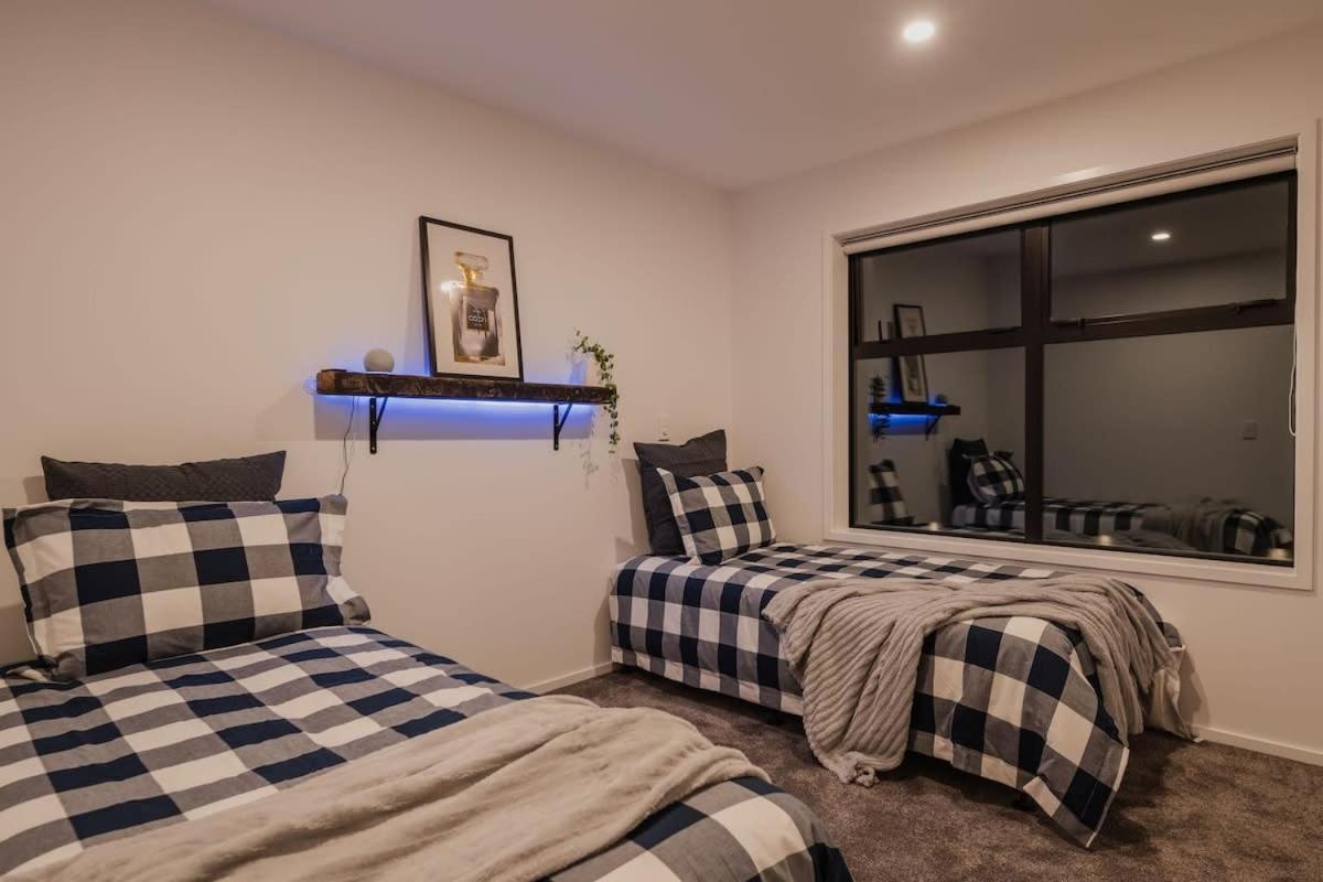 Casino Luxury Suite City Centre - Sleeps 5 クライストチャーチ エクステリア 写真
