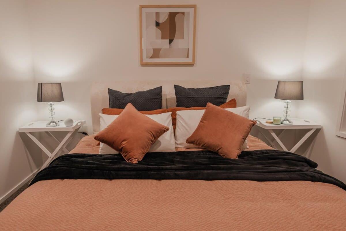 Casino Luxury Suite City Centre - Sleeps 5 クライストチャーチ エクステリア 写真