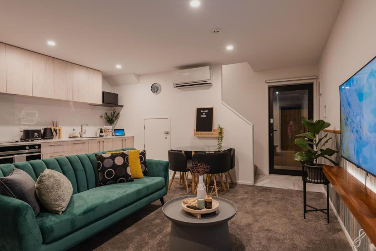 Casino Luxury Suite City Centre - Sleeps 5 クライストチャーチ エクステリア 写真